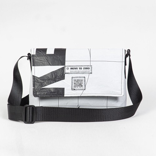 Nike Reusable Velcro Cross Bag (3/19)